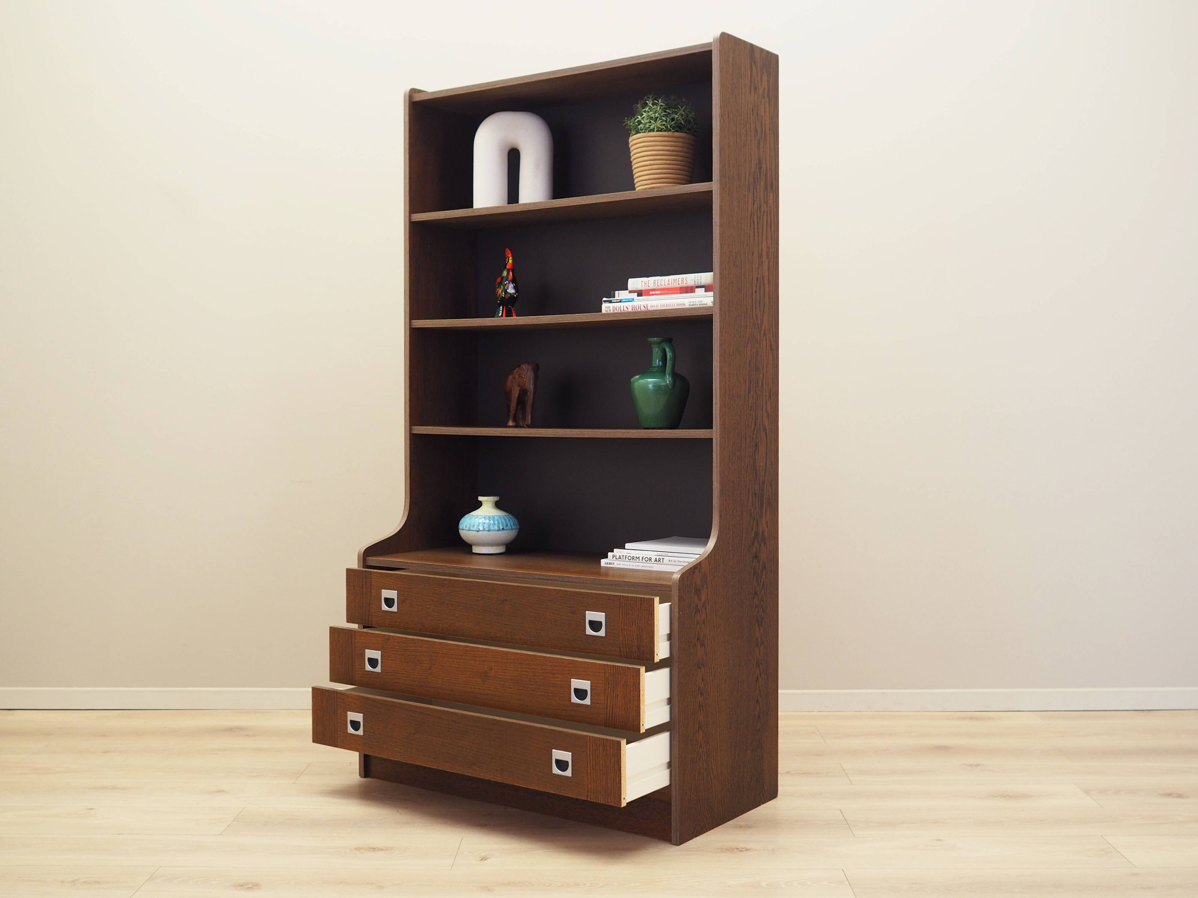 Oak bookcase, Danish design, 1970s, production: Denmark