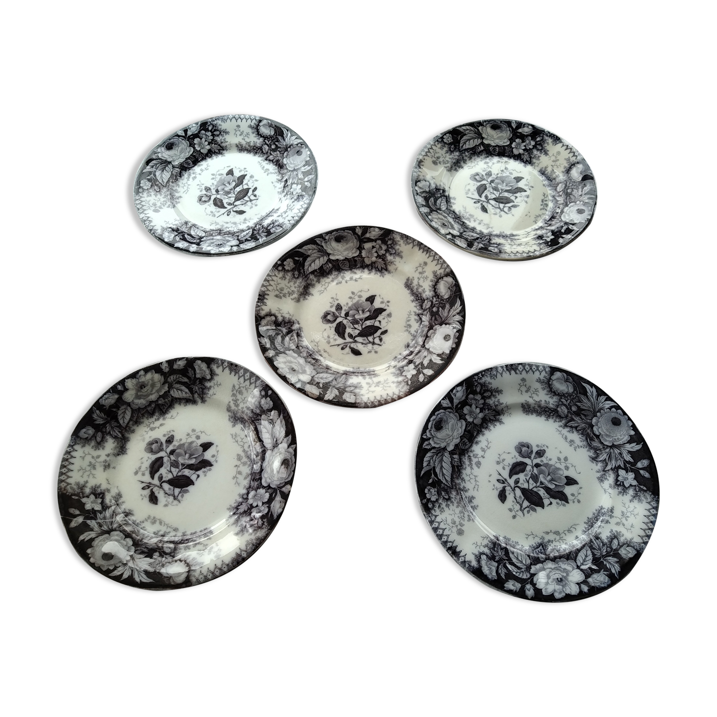 five plates old blue earthenware