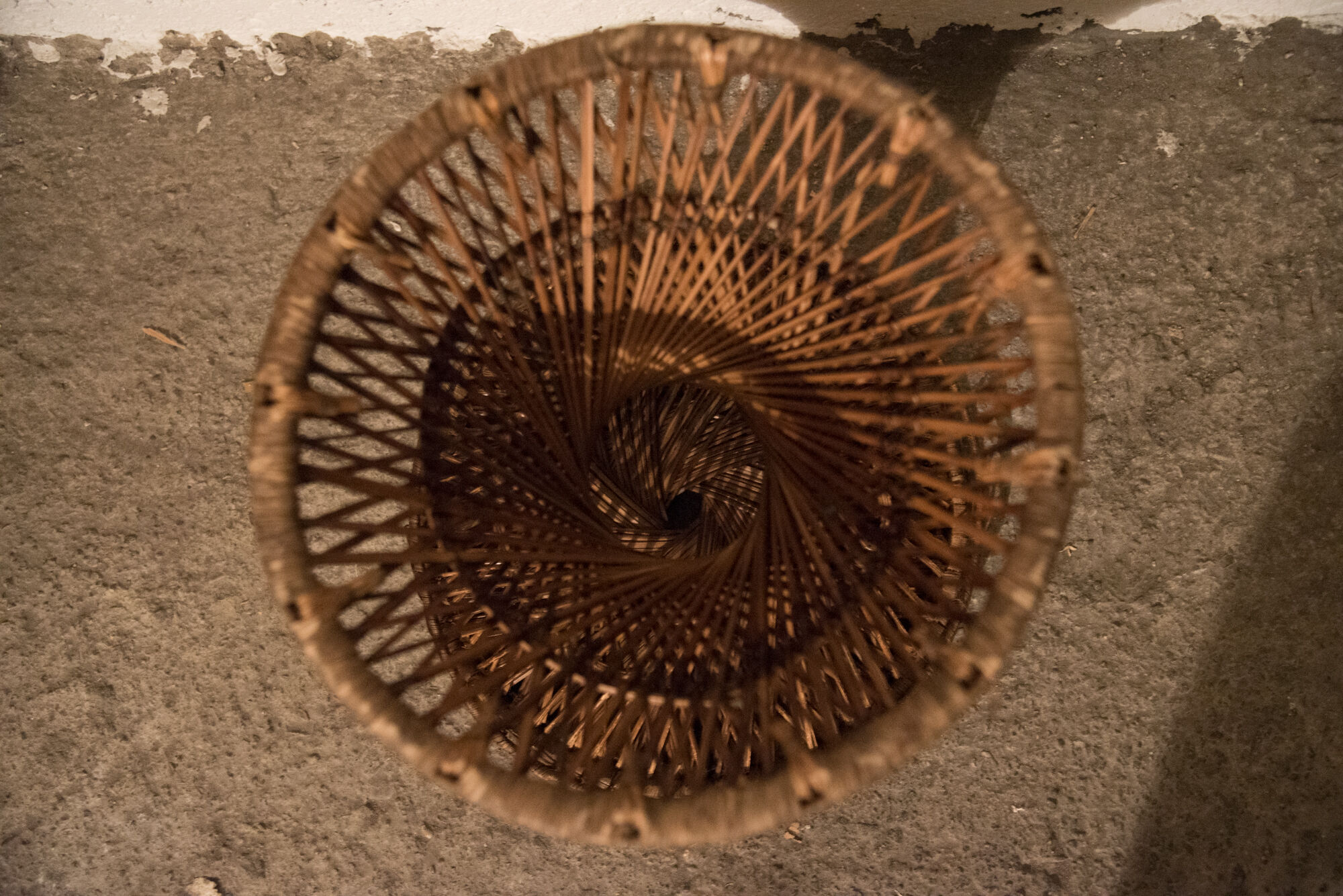 60s diabolo rotin and wicker stool