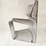 Verner Panton. Pantonova armchair, 'Concave' model