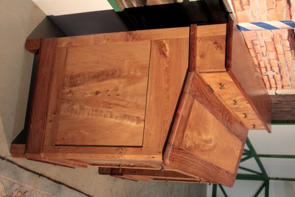 Bureau de pente en frêne et acacia XIXe