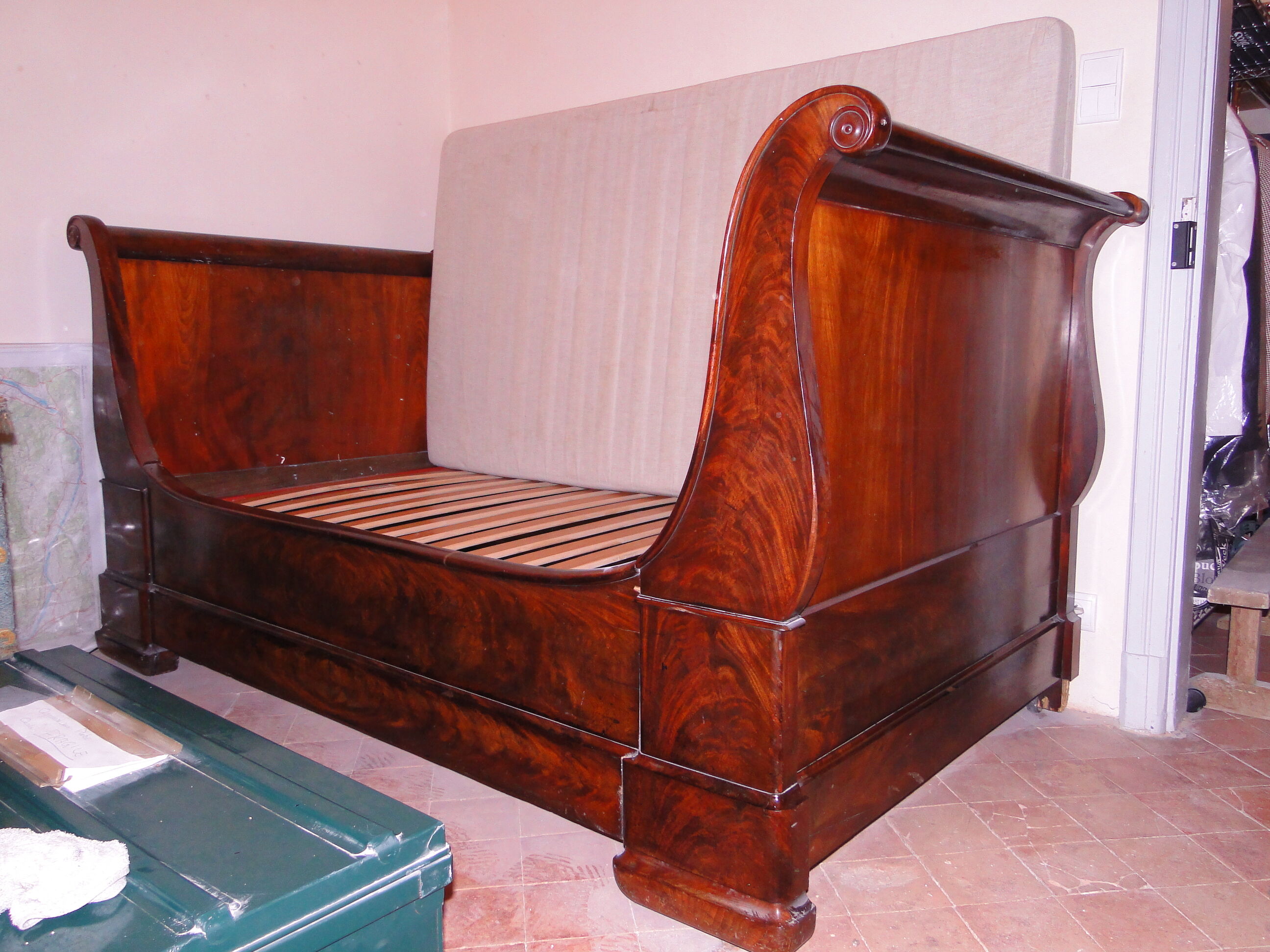 Louis Philippe Sleigh Bed