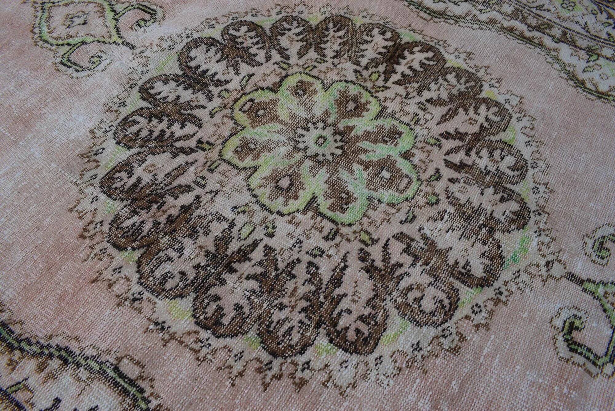 Vintage Turkish Oushak rug 190x310 cm