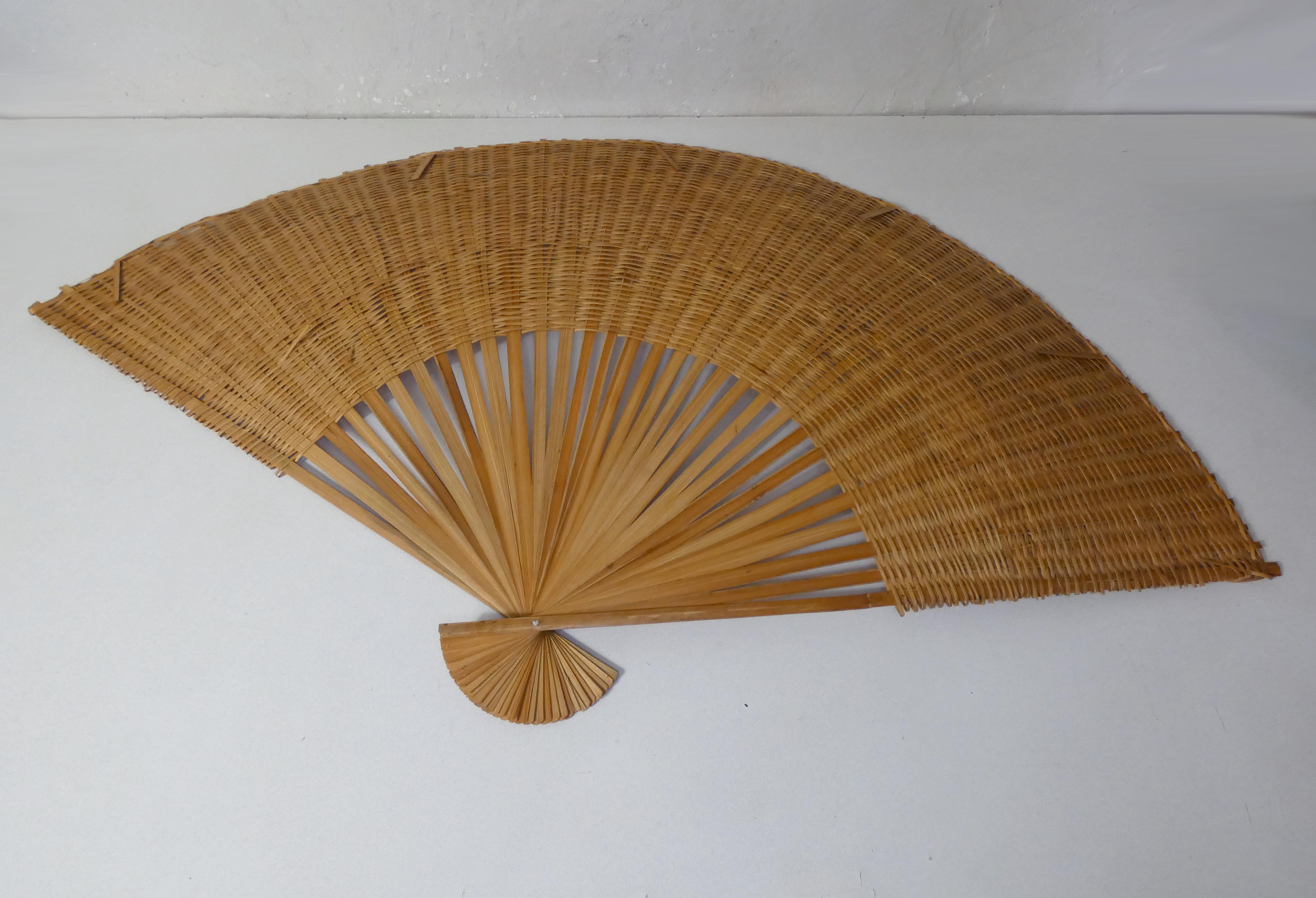 XXL fan in vintage rattan (106 cm)