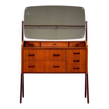 Arne Vodder small dressing table (Made in Denmark)