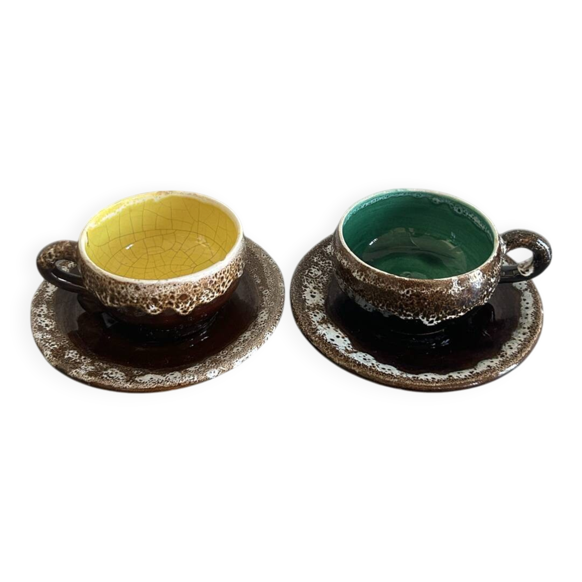 Tasses et soucoupes Vallauris