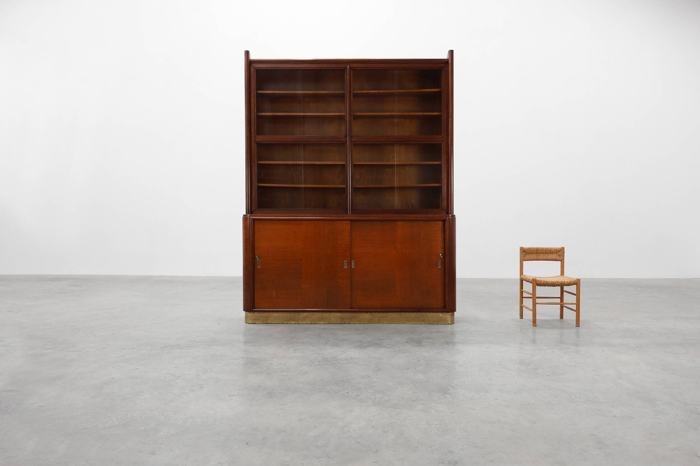 Ensemble of 2 Art Deco Counters and 1 cabinet attr. to De Coene, Belgium,19