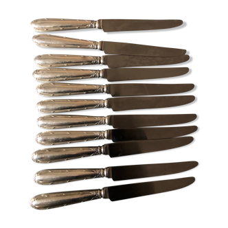 Lot of silver metal knives