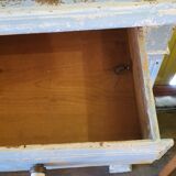 Buffet without pretty door patina