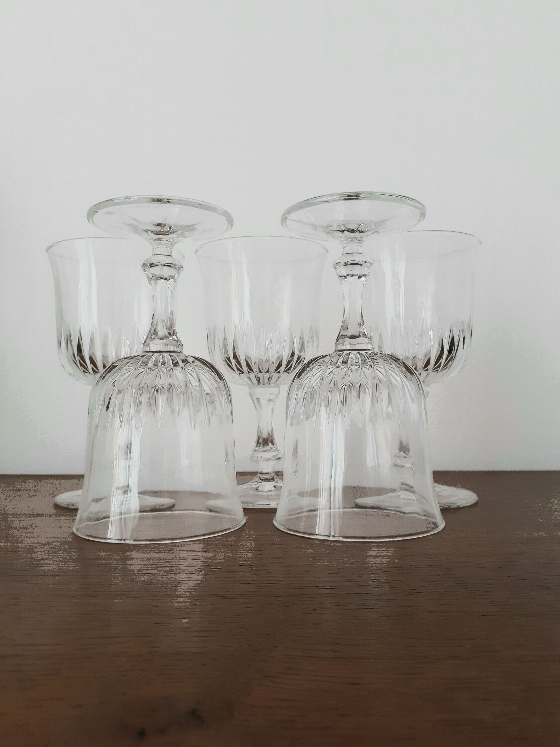 Chiseled stemware, set of 5 vintage water glasses