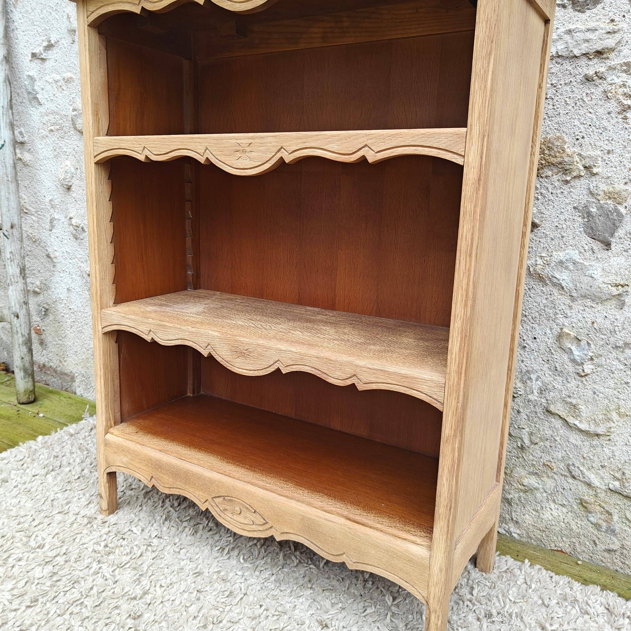 Small bookcase