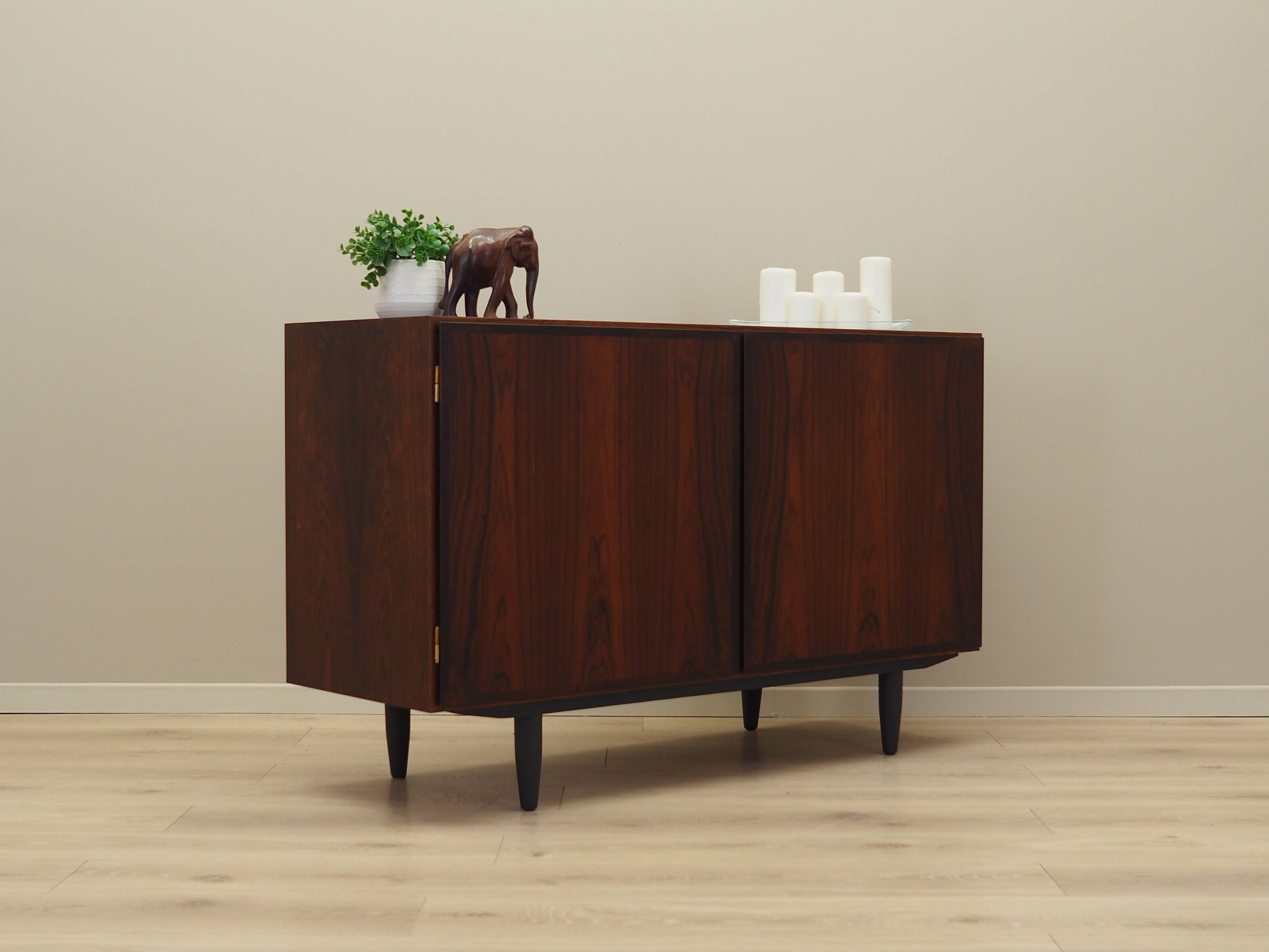 Rosewood cabinet, Danish design, 1970s, manufactured by Omann Jun