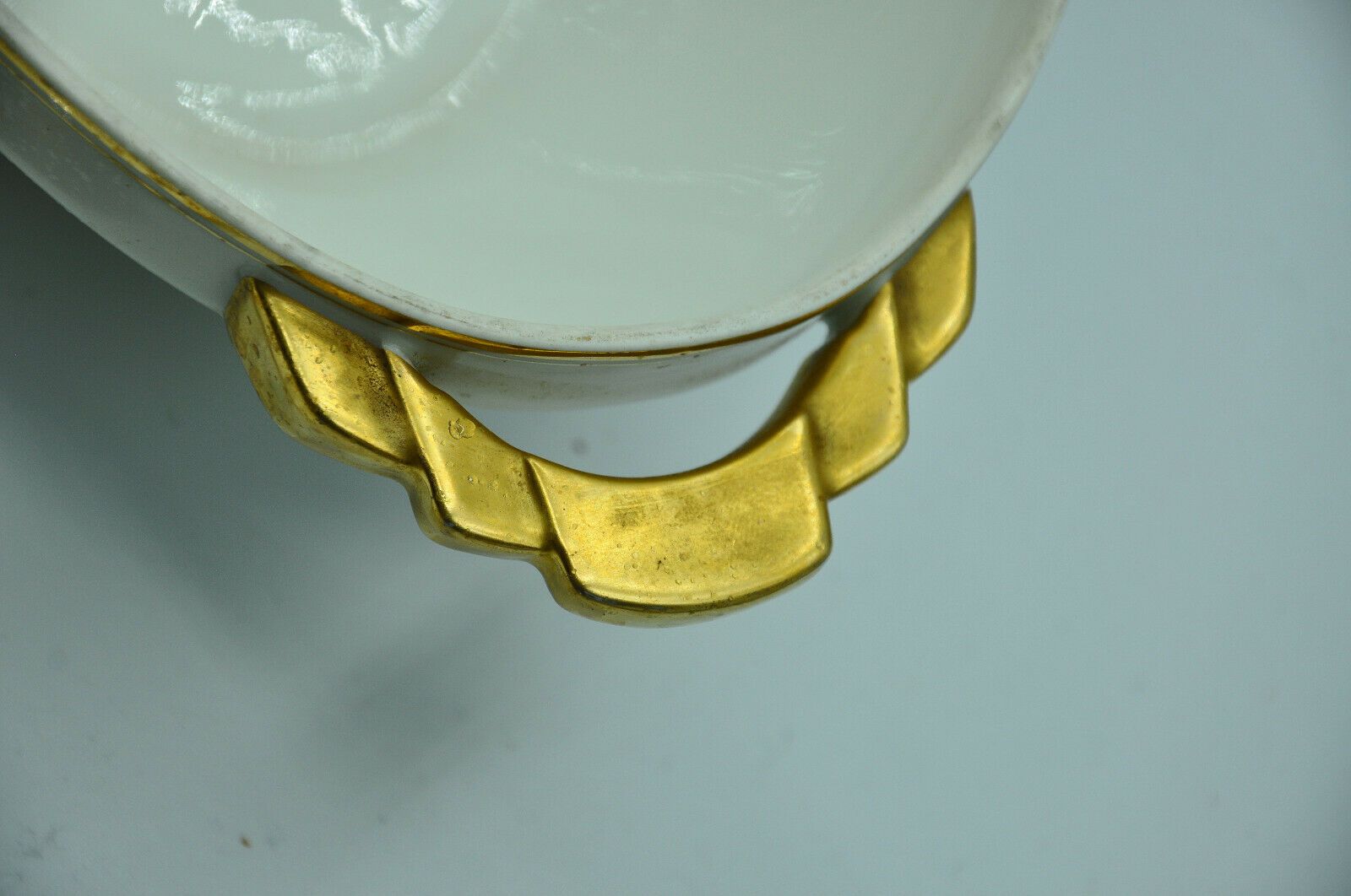 Porcelain soup maker by Robert Haviland Le Tanneur Limoges