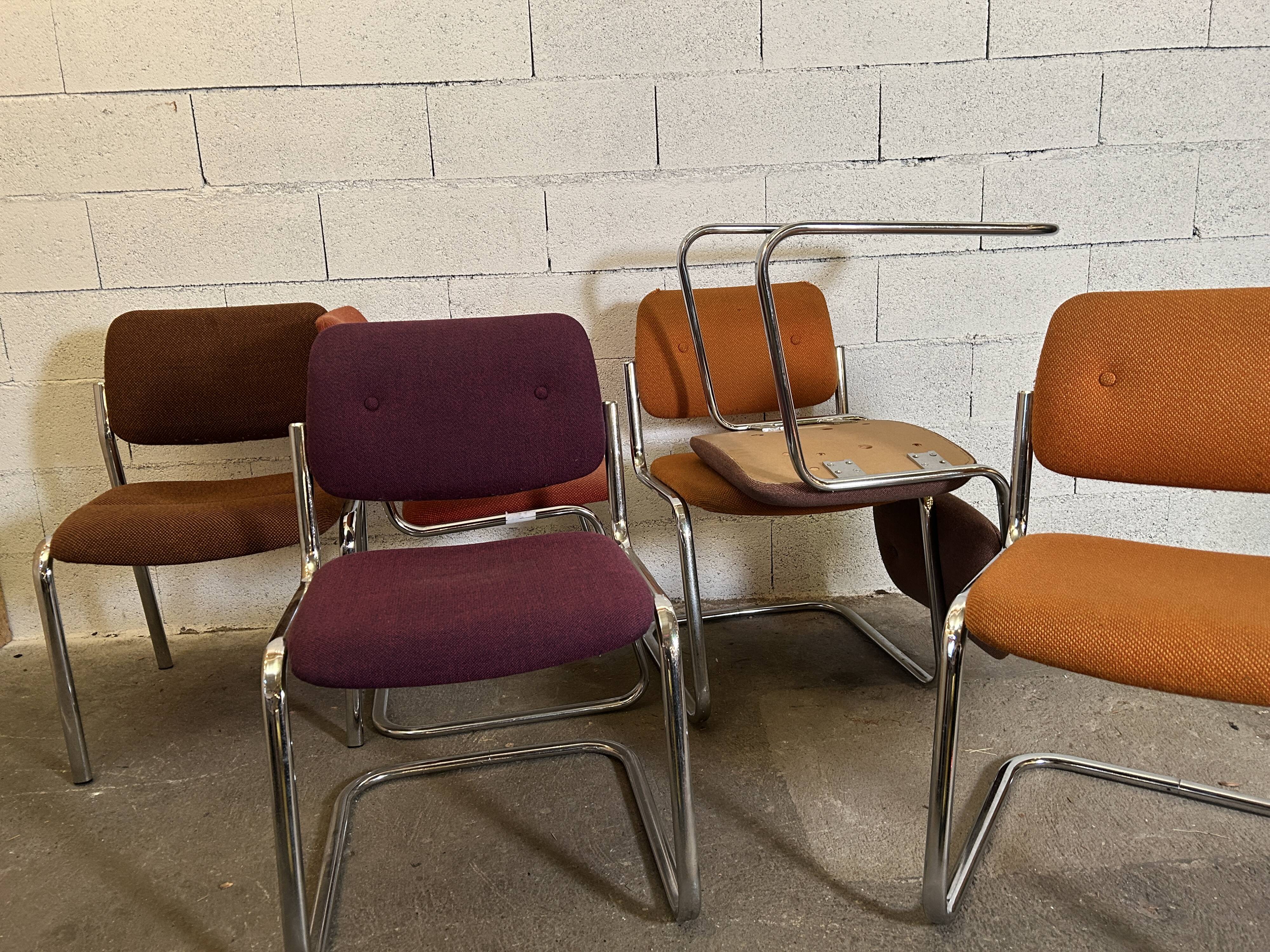 Set of 6 Steelcase style chairs