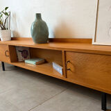 Vintage low oak sideboard (shallow)