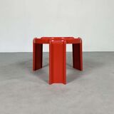 Table rouge par Giotto Stoppino pour Kartell, 1970