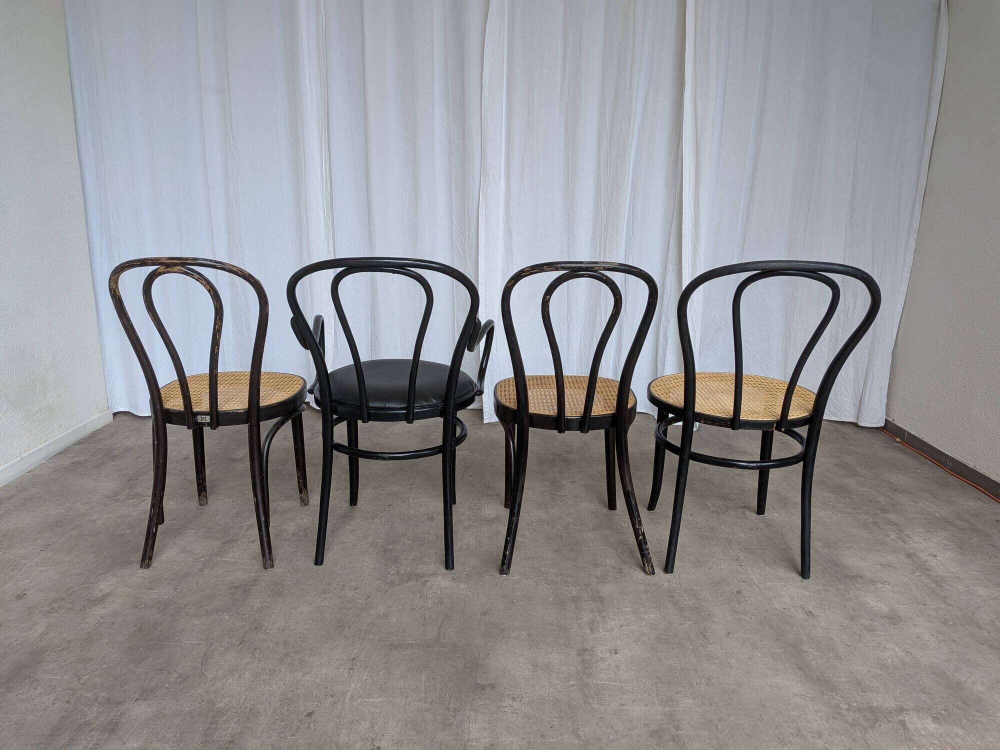Set of 4 Mix&Match Thonet Style Dining Chairs / Black Bentwood Cane Chairs