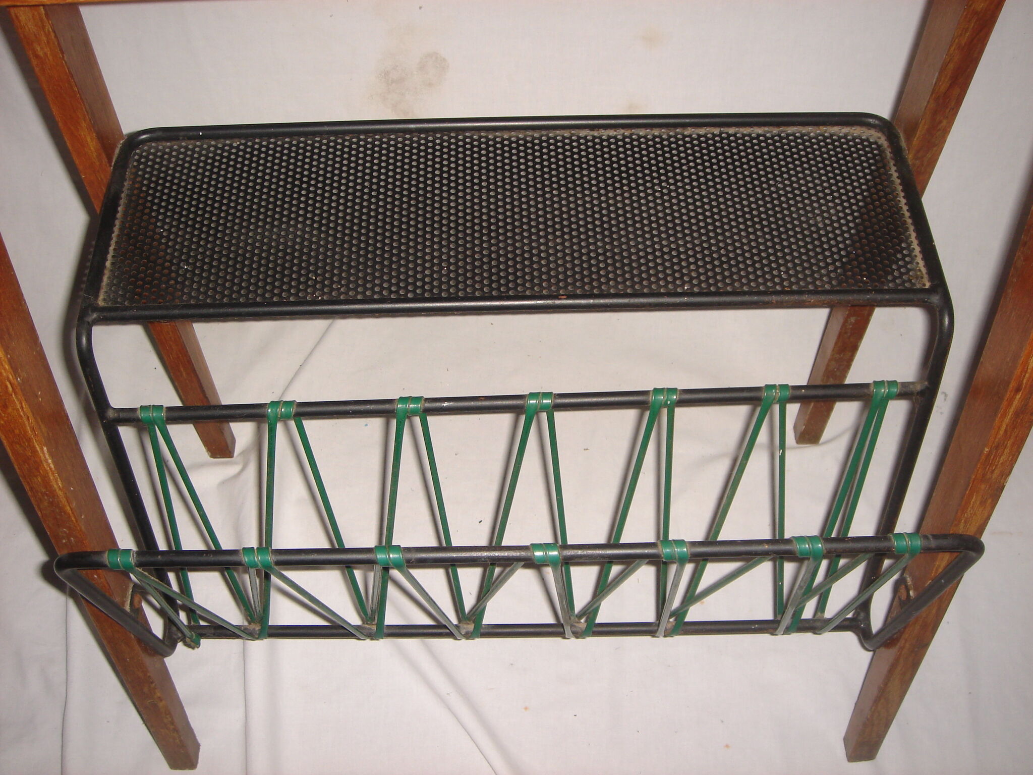 Magazine rack 1950