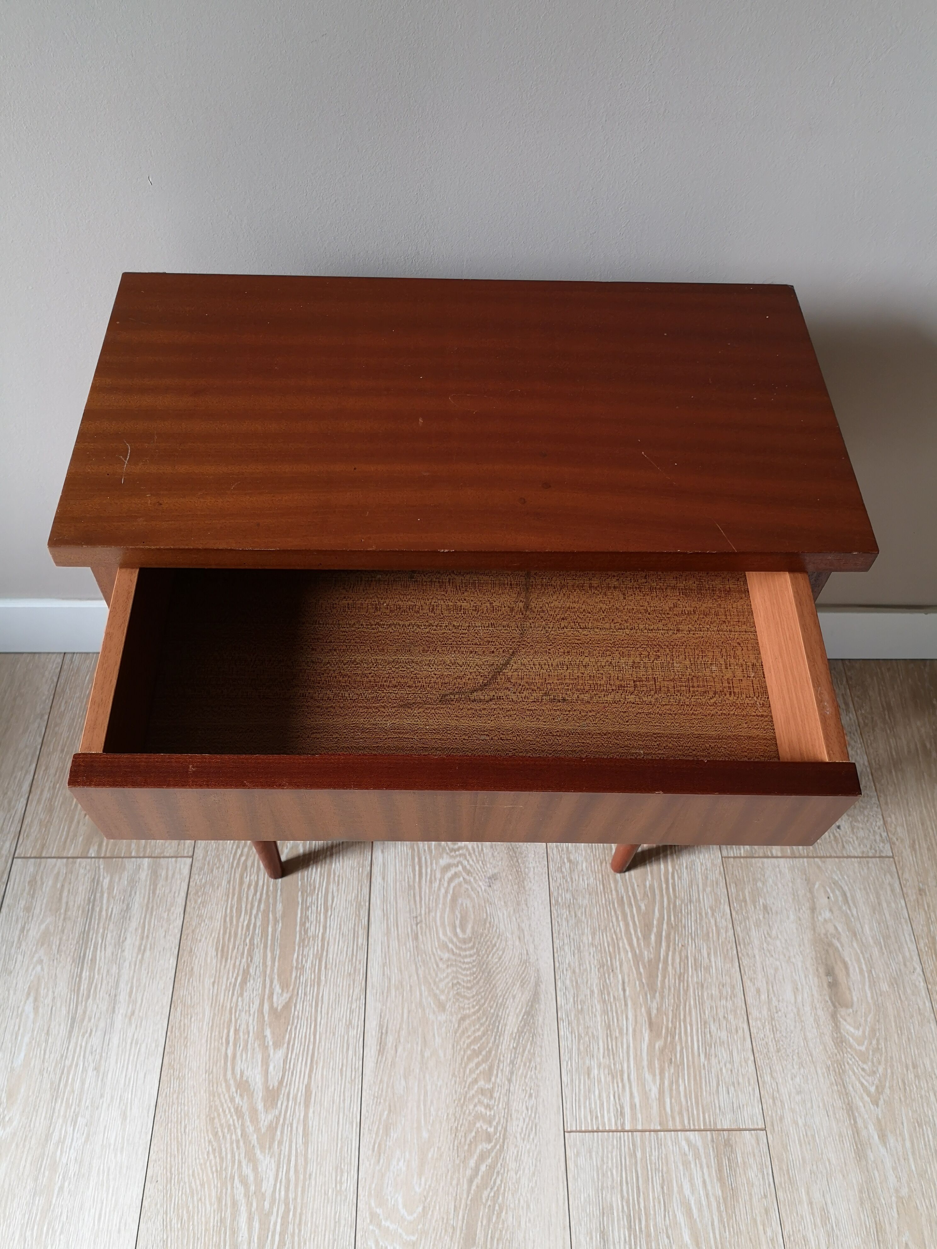 Paire de chevets en teck de style scandinave
