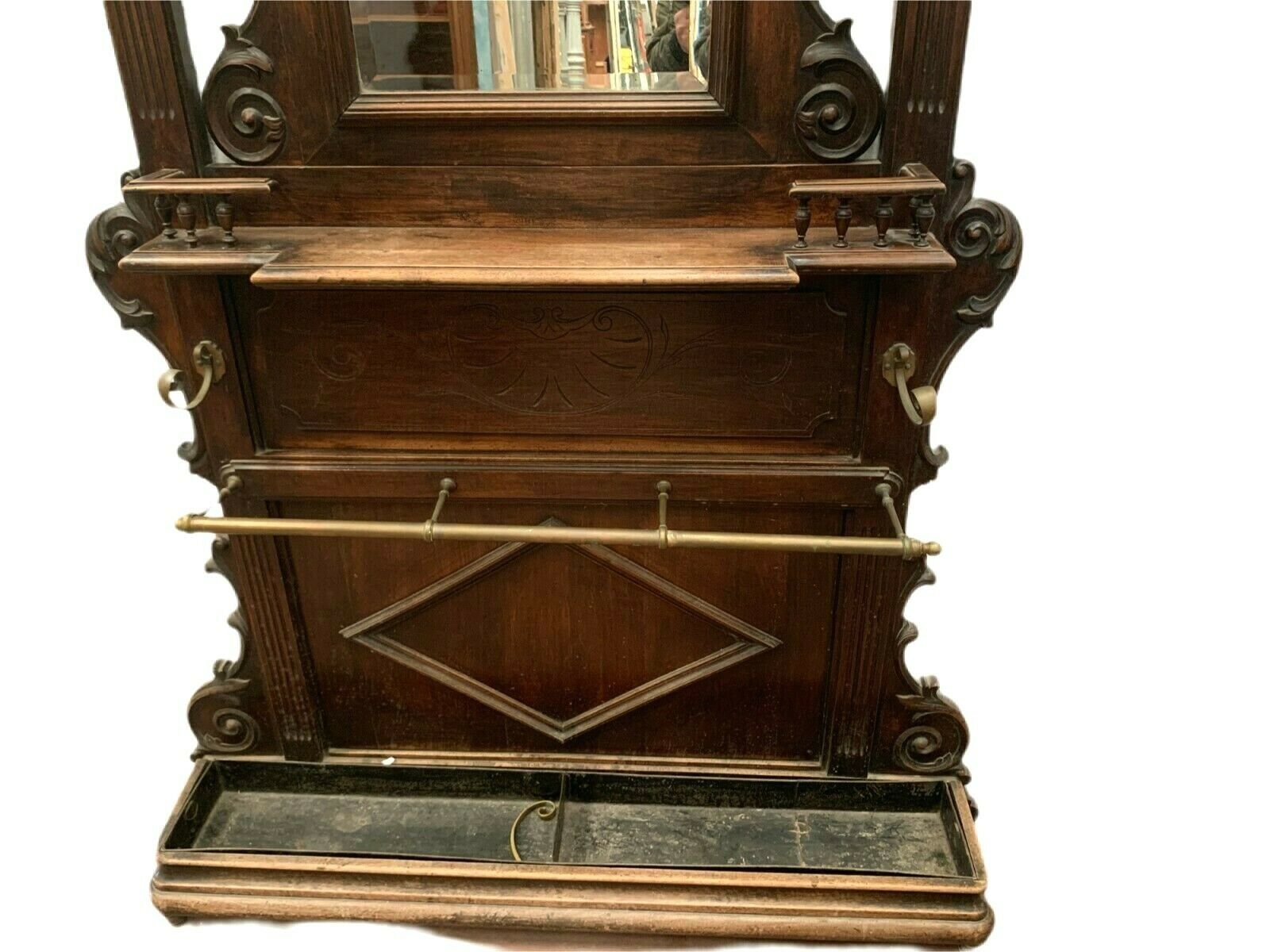Napoleon III style coat rack in solid walnut XX century