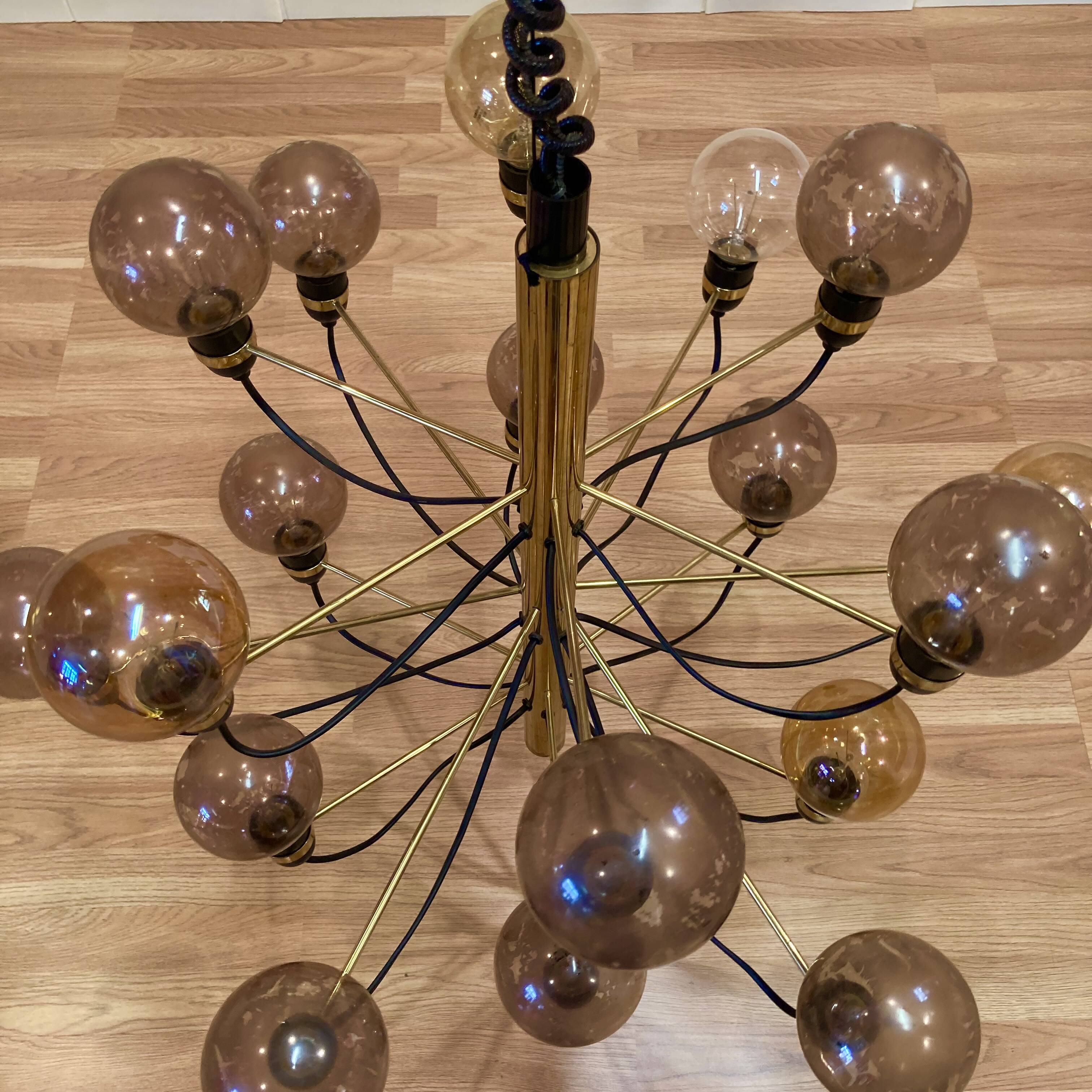 Lustre en métal, 1970