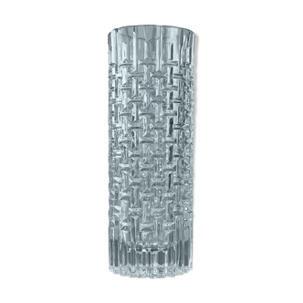 Vase with geometric streaks