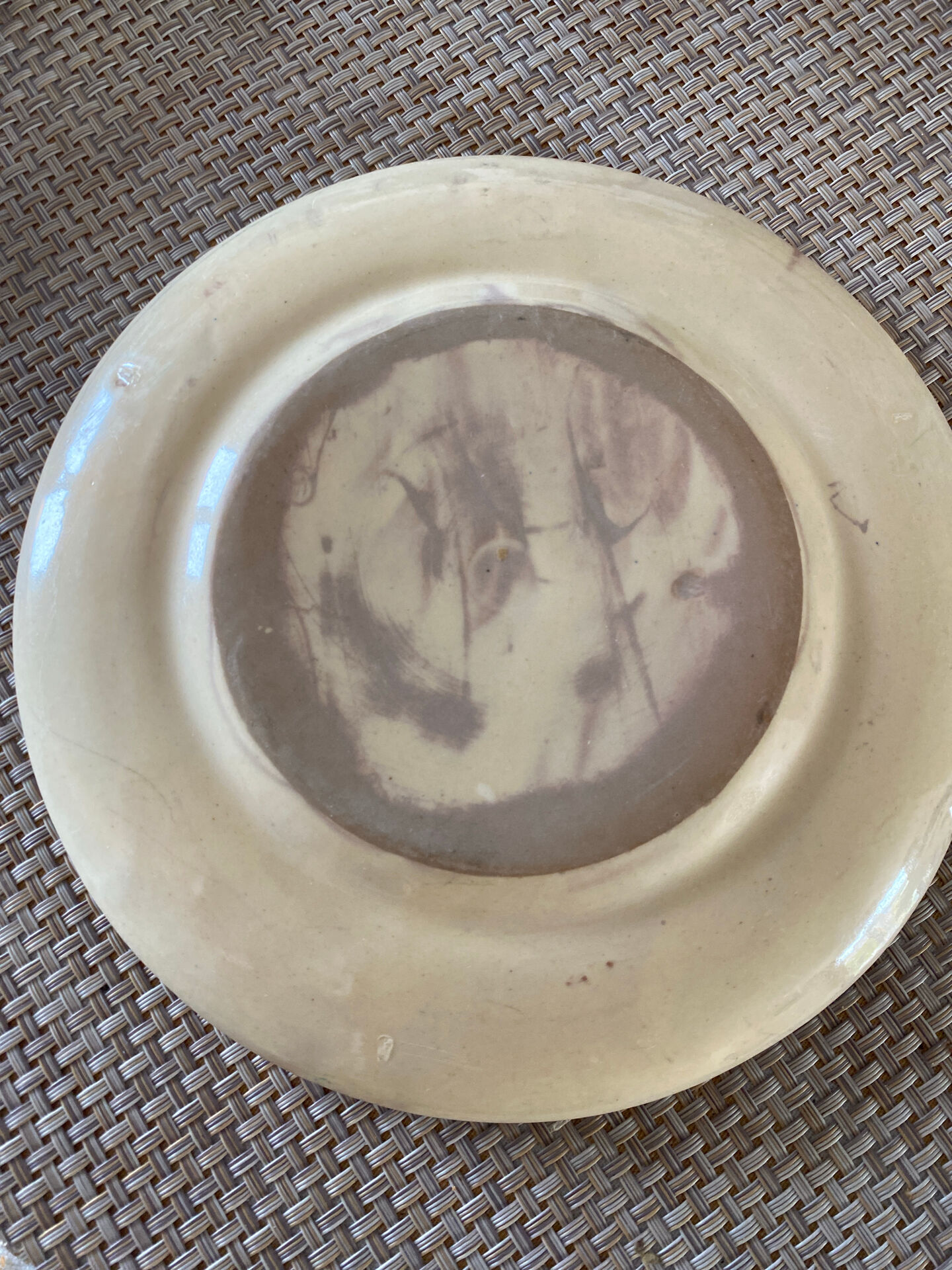 Assiette en céramique italienne ancienne