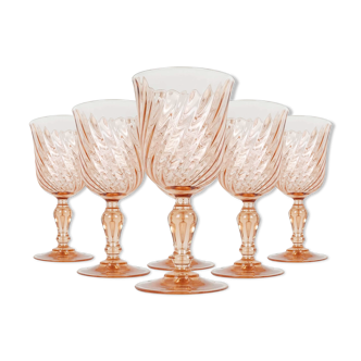 6 glasses a rose wine