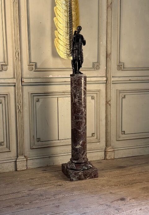 Levento marble column, around 1880