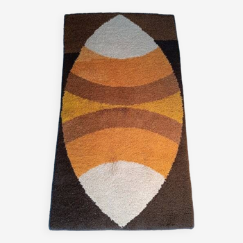 Vintage spaceage carpet from the 1970s