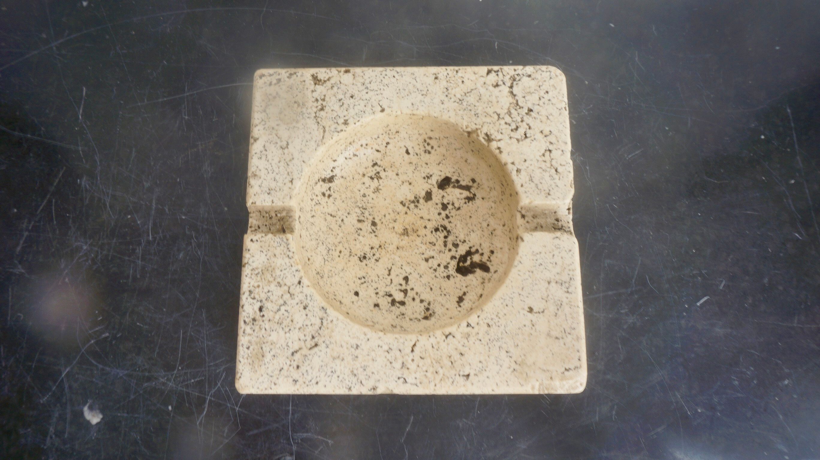Ashtray in Travertine Fratelli Mannelli