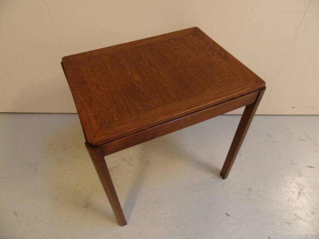 Art Deco oak sidetable
