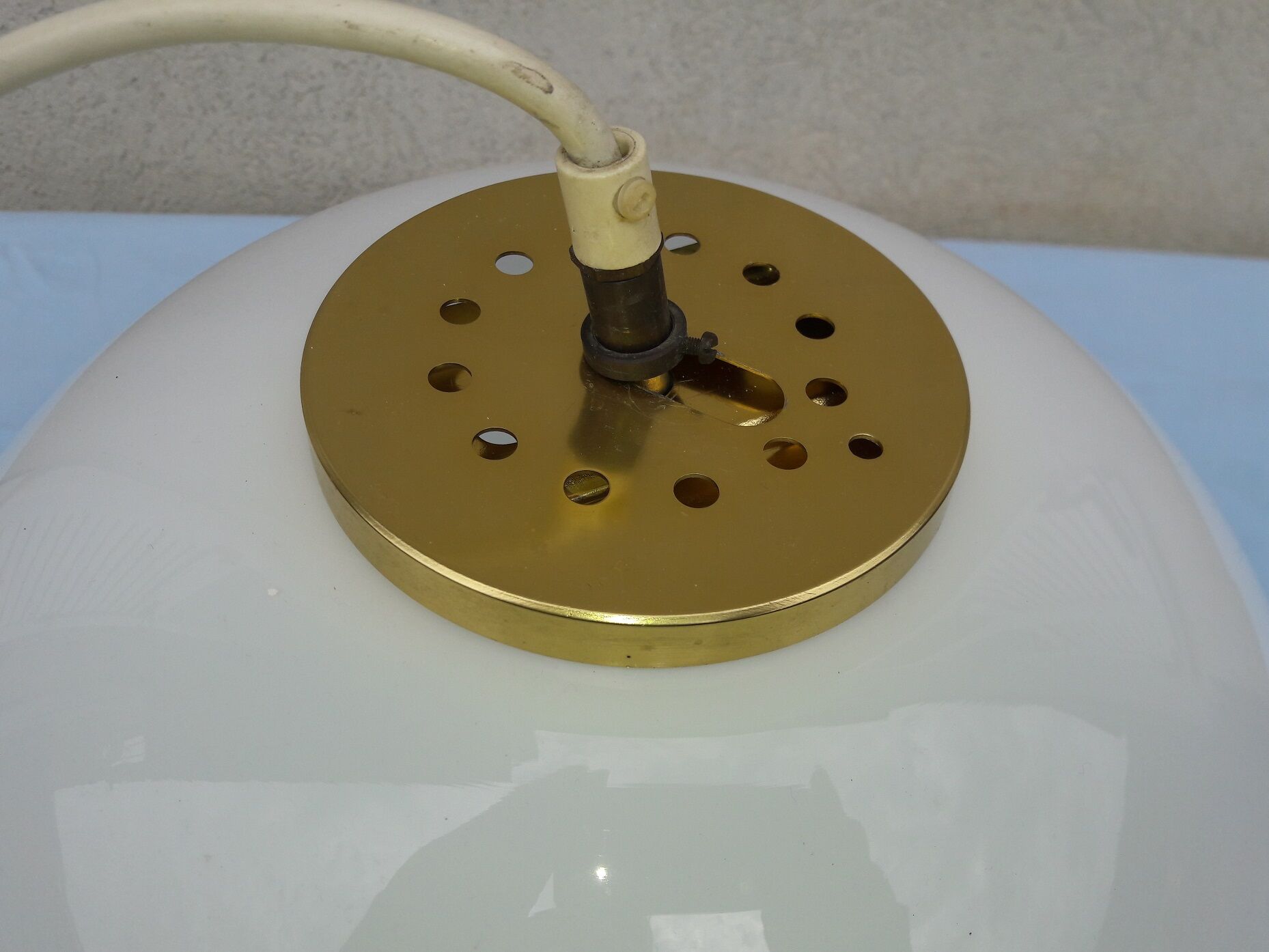 Parscot opaline suspension