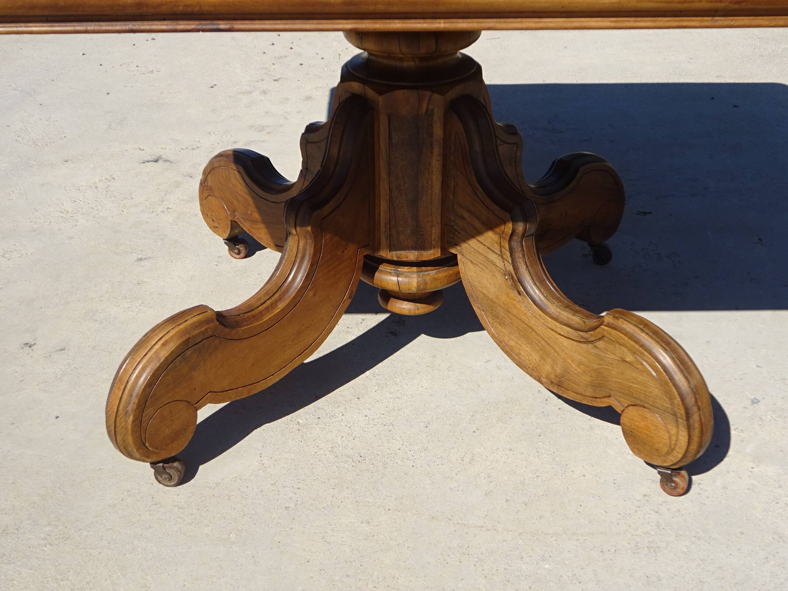 Square dining table, central leg, seats 8