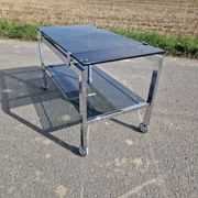 Table basse des années 1970 en chrome et verre fumé