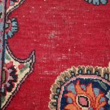 Tapis vintage fait main Kazvin en laine rouge vif (100cm x 144cm)
