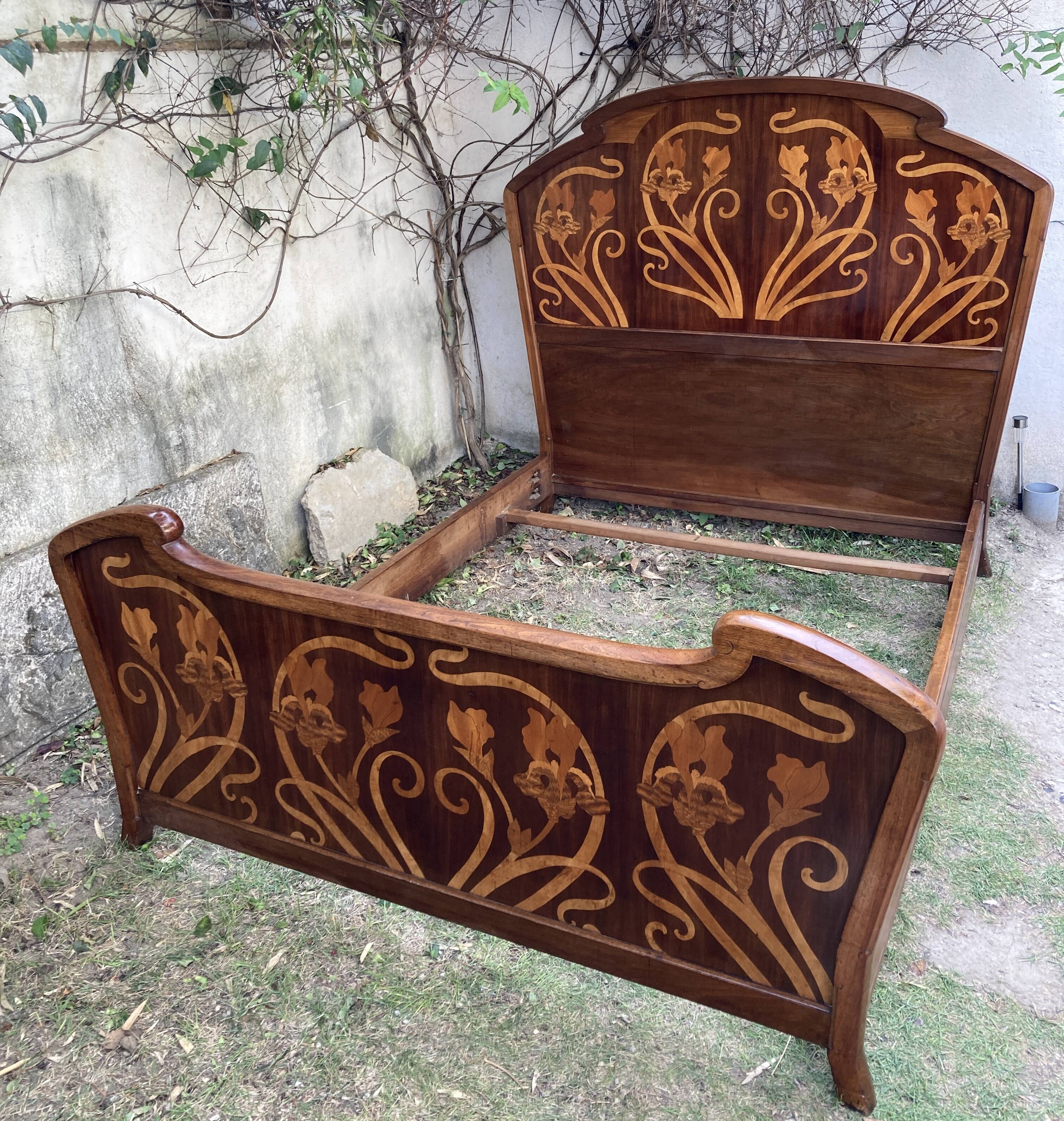 Art Nouveau bed