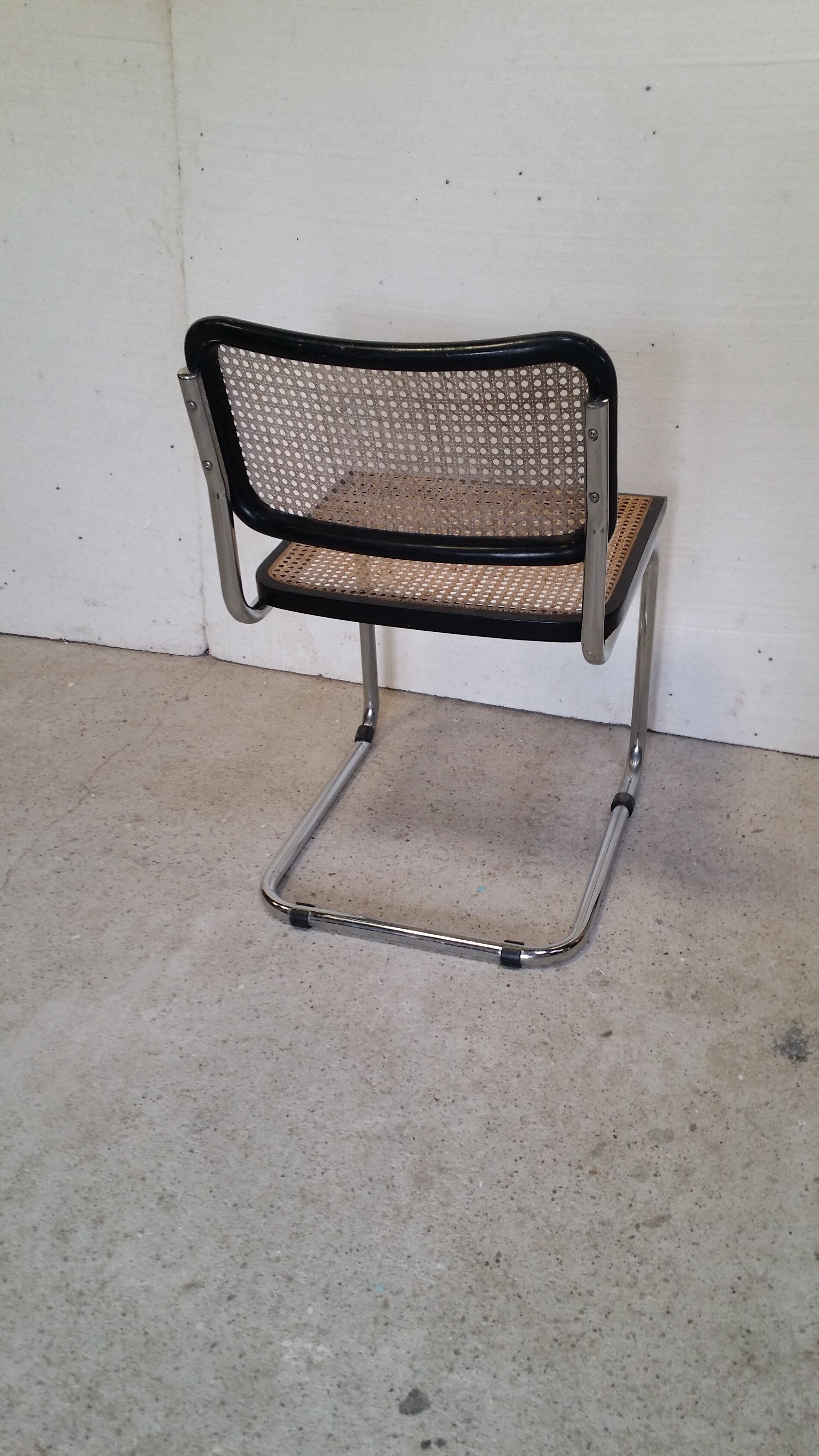 B32 chair by Marcel Breuer