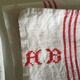 Paire de torchons en lin réserve de trousseau monogramme AB