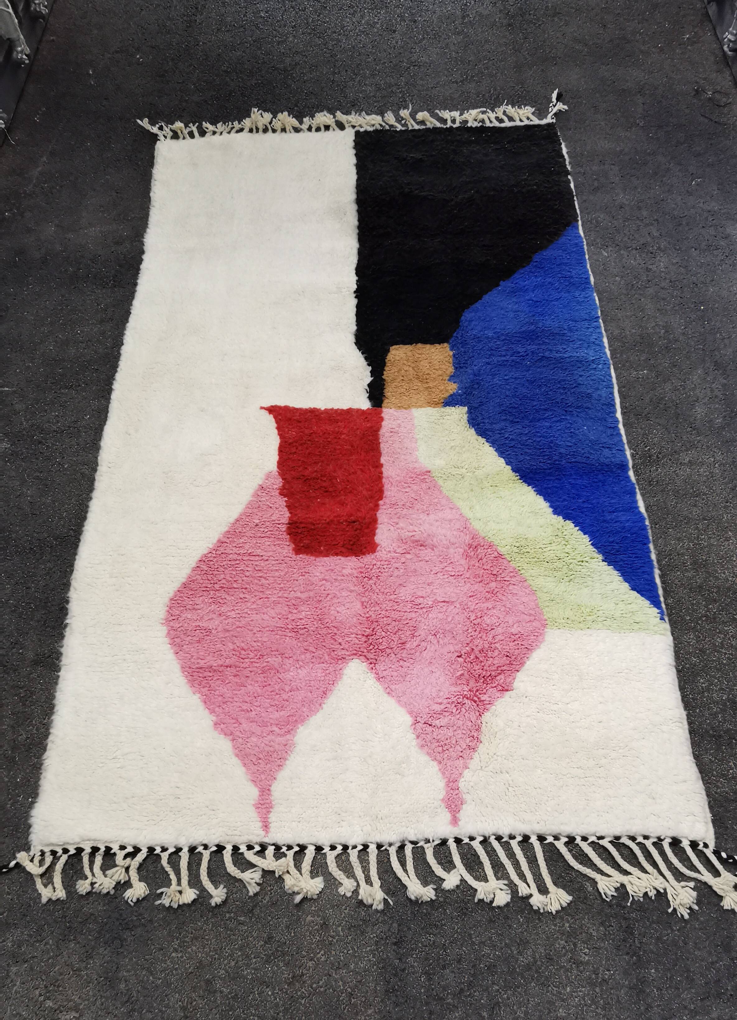 Beni Ouarain Berber carpet