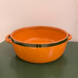 Plat en poterie