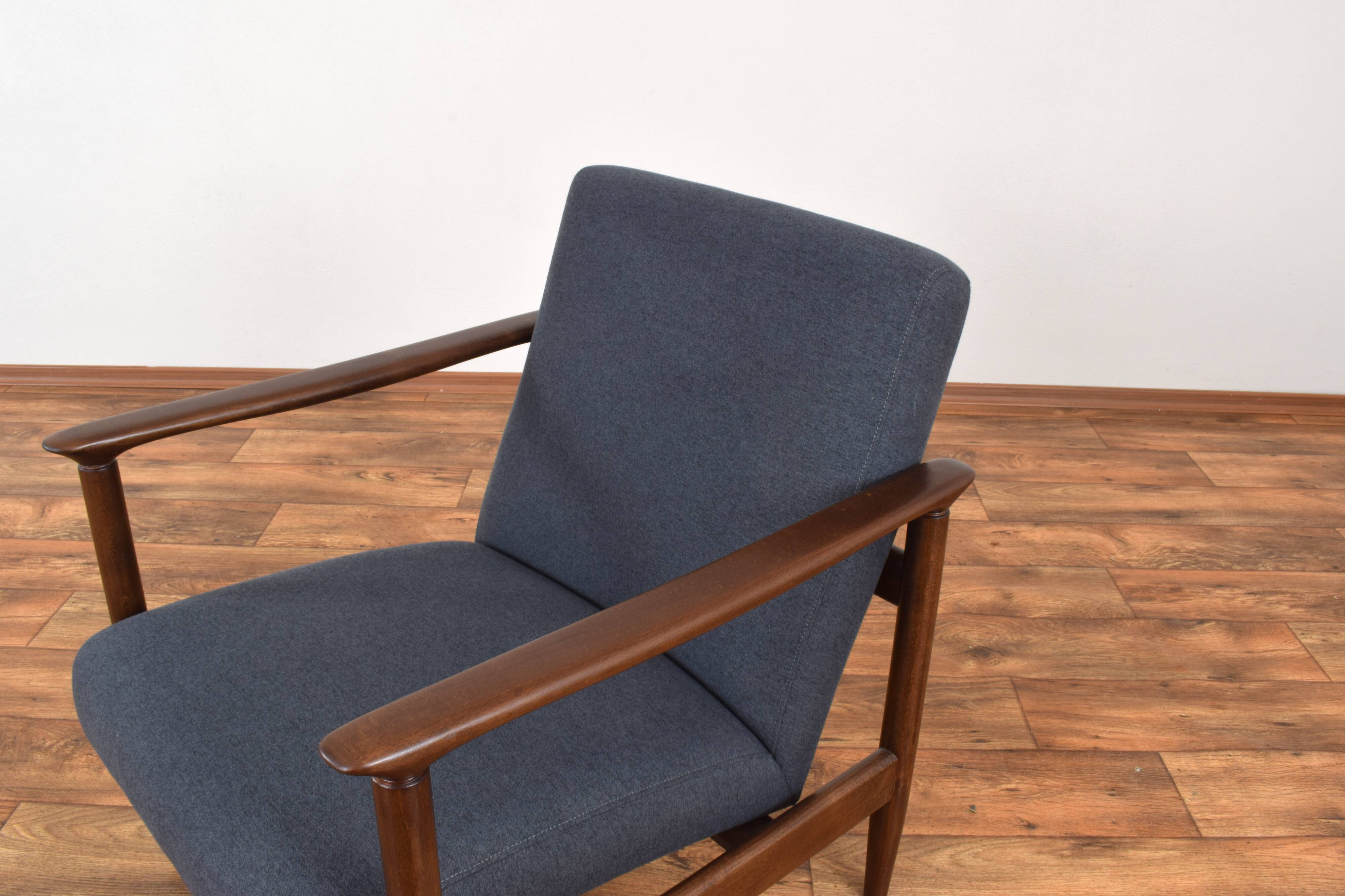 Fauteuil lounge polonais du milieu du siècle par Edmund Homa, 1960