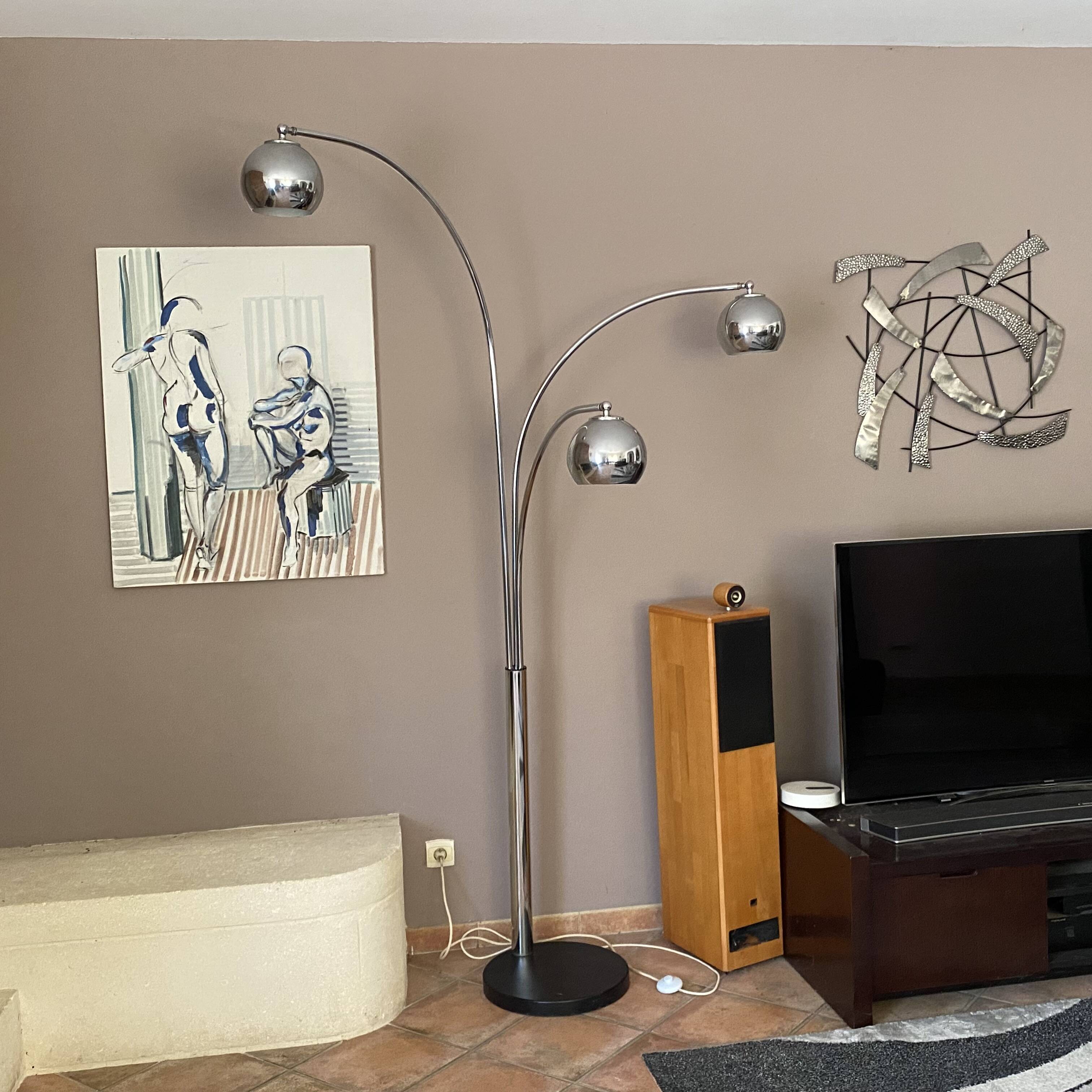 Lily of the Valley floor lamp by Goffredo Reggiani. 1970.