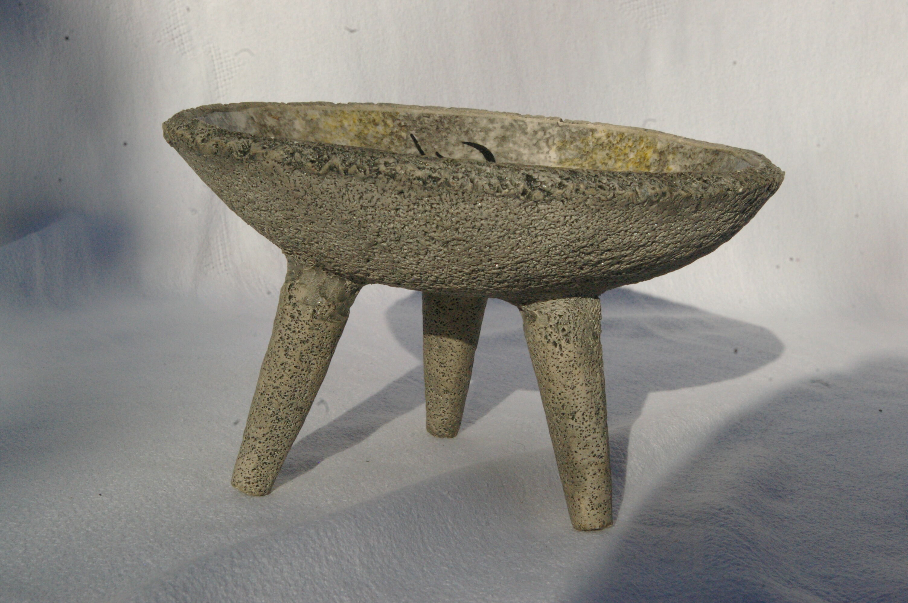 Vintage tripod cut ceramic lava way and rock decoration