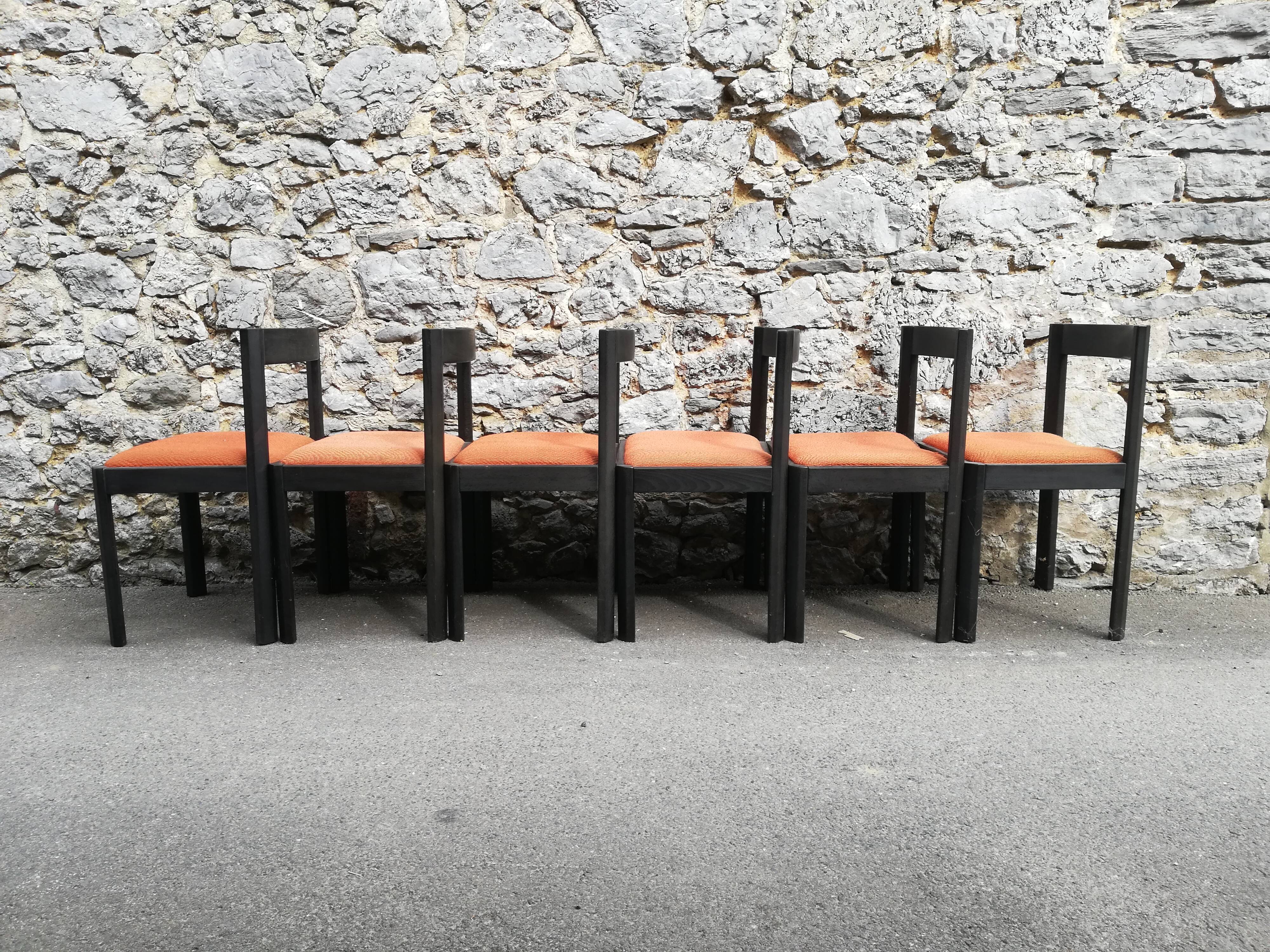 Chaises design graphique brutaliste 1970