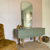 Dressing table