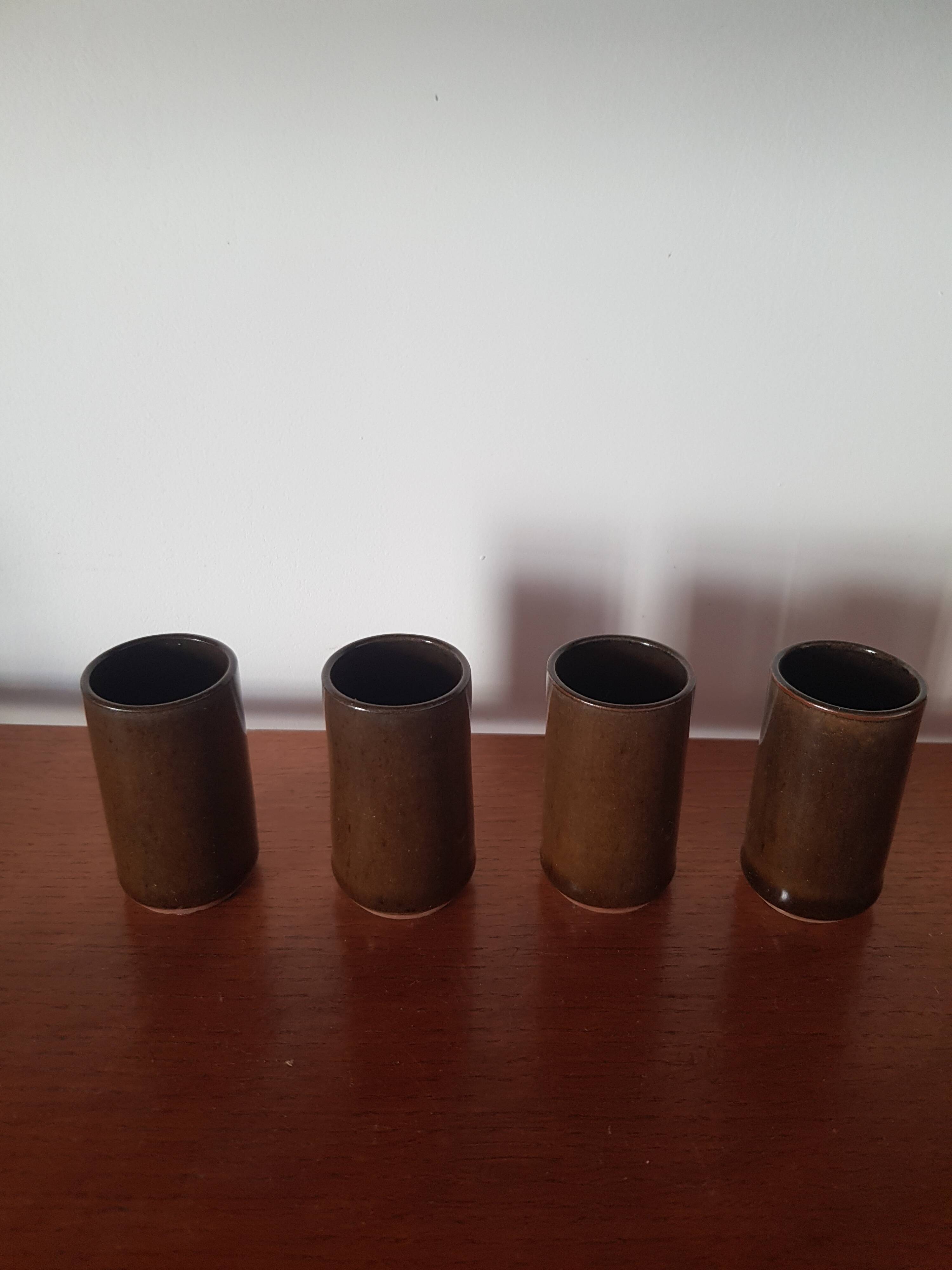 Set of 4 stoneware glasses