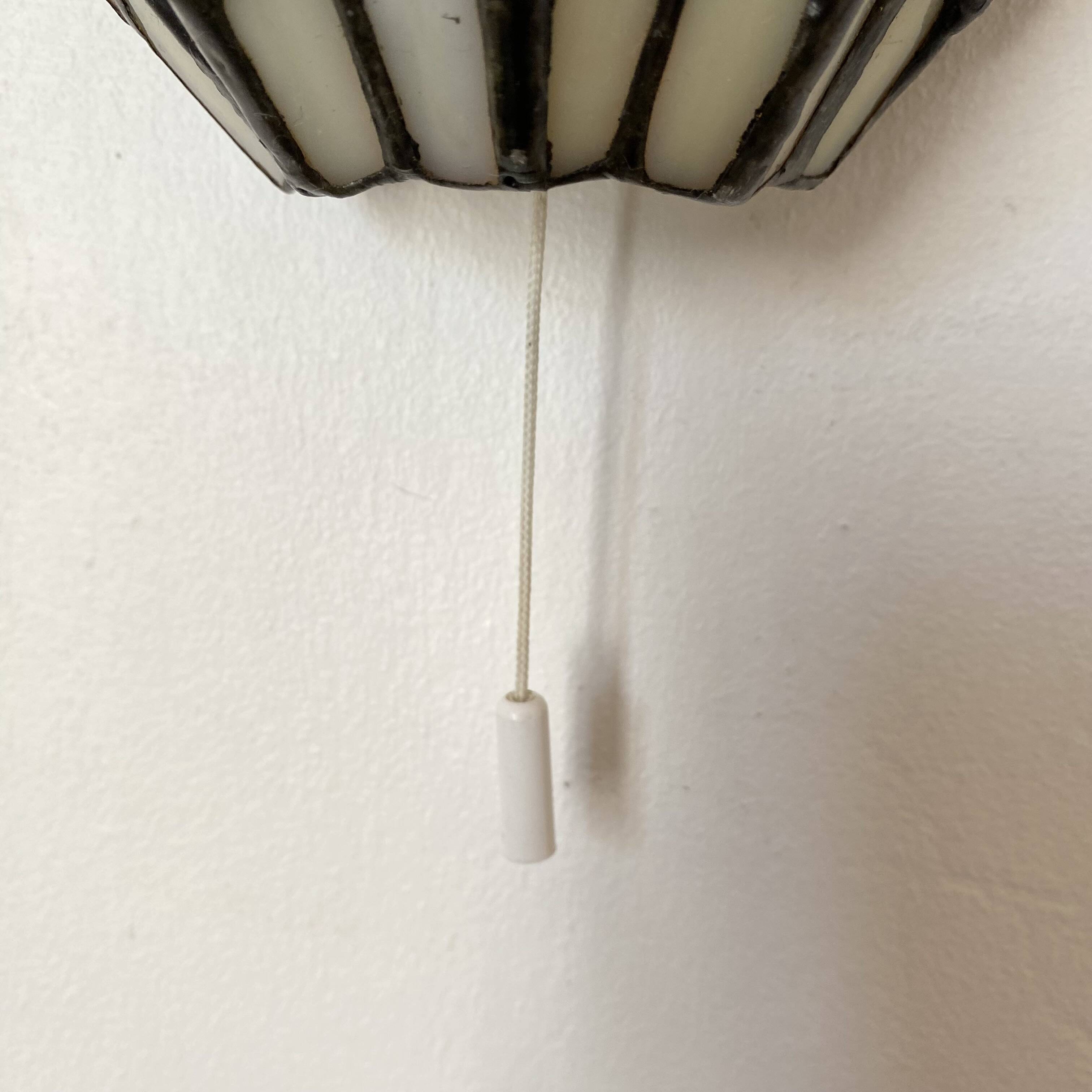 Tiffany style stained glass wall light