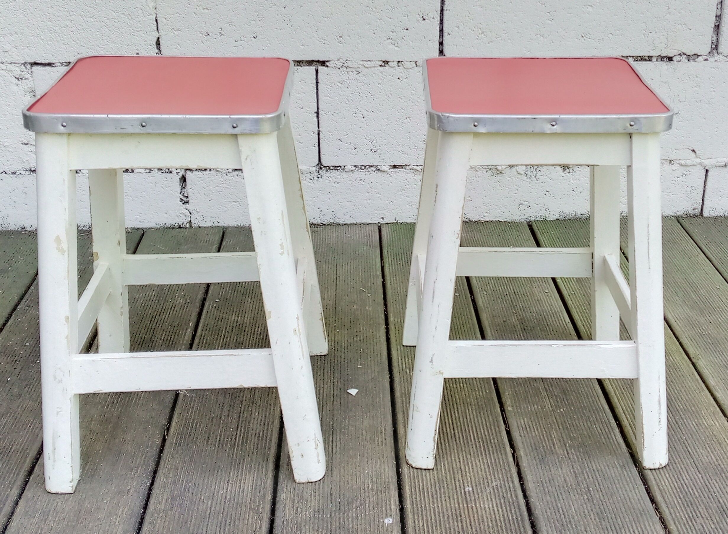 Paire de tabourets bois années 50