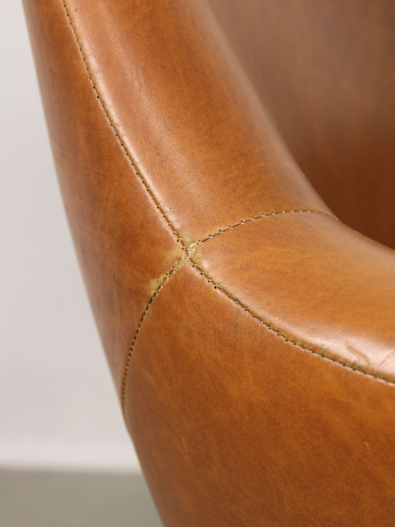 Mid-century brown leatherette swivel chair from Stol